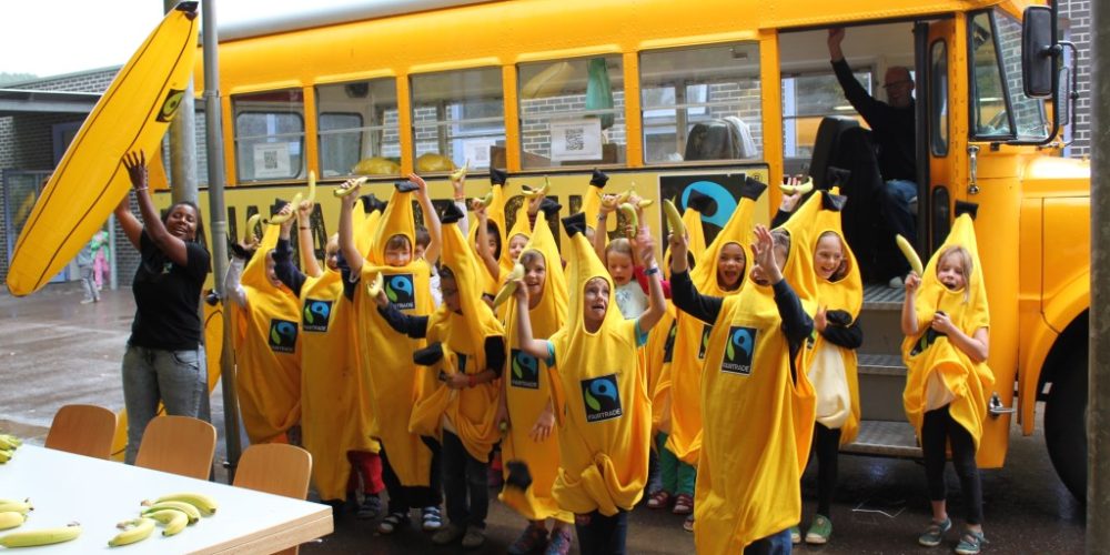 Banana-Truck macht Station an der Grundschule Saarbrücken-Scheidt