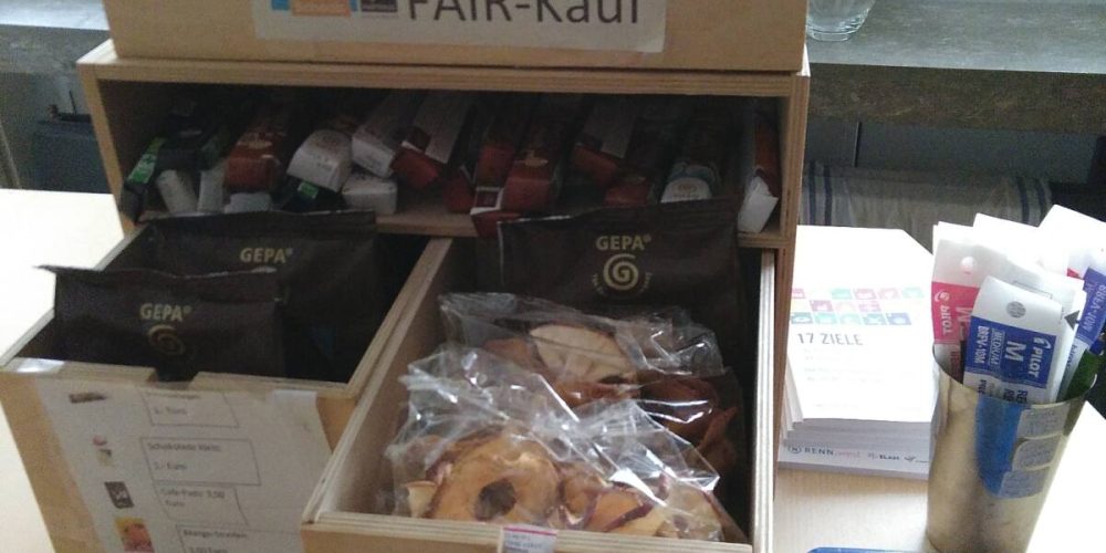 Fairtrade-Verkauf im Lehrerzimmer