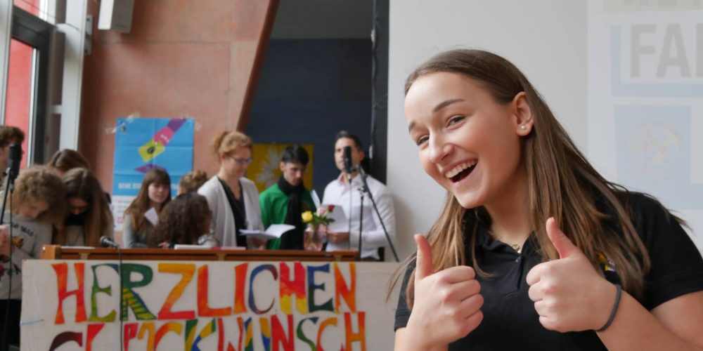 12. März 2018: Das Gymnasium Waldkraiburg erhält den Titel “Fairtrade-Schule”