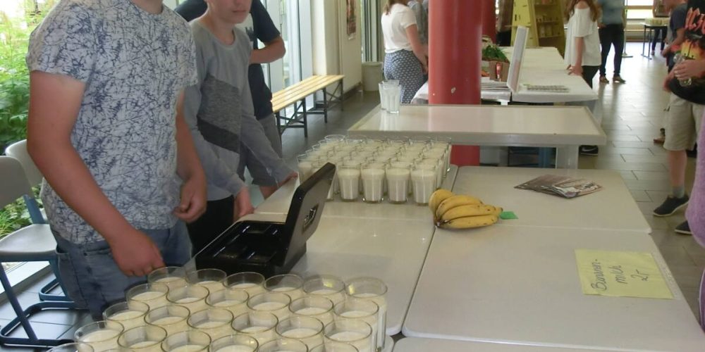27 Kilo faire Bananen zu Shakes verarbeitet – Lecker war´s!