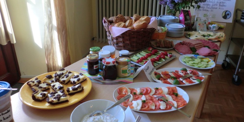 Mit einem fairen Frühstück in den Tag starten am 06.05.2015 am Stift Cappel – Berufskolleg in Lippstadt