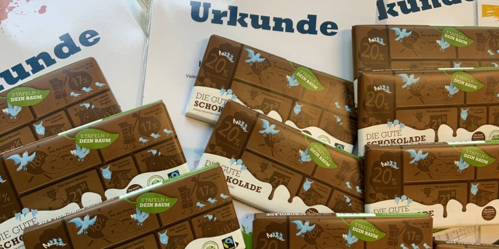 Auszeichung Malwettbewerb durch faire Schokolade ergänzt